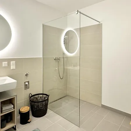 Rueckzugsort Bei Familienbesuch Oder Arbeitsaufenthalt Διαμέρισμα