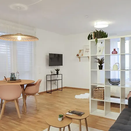 Rueckzugsort Bei Familienbesuch Oder Arbeitsaufenthalt